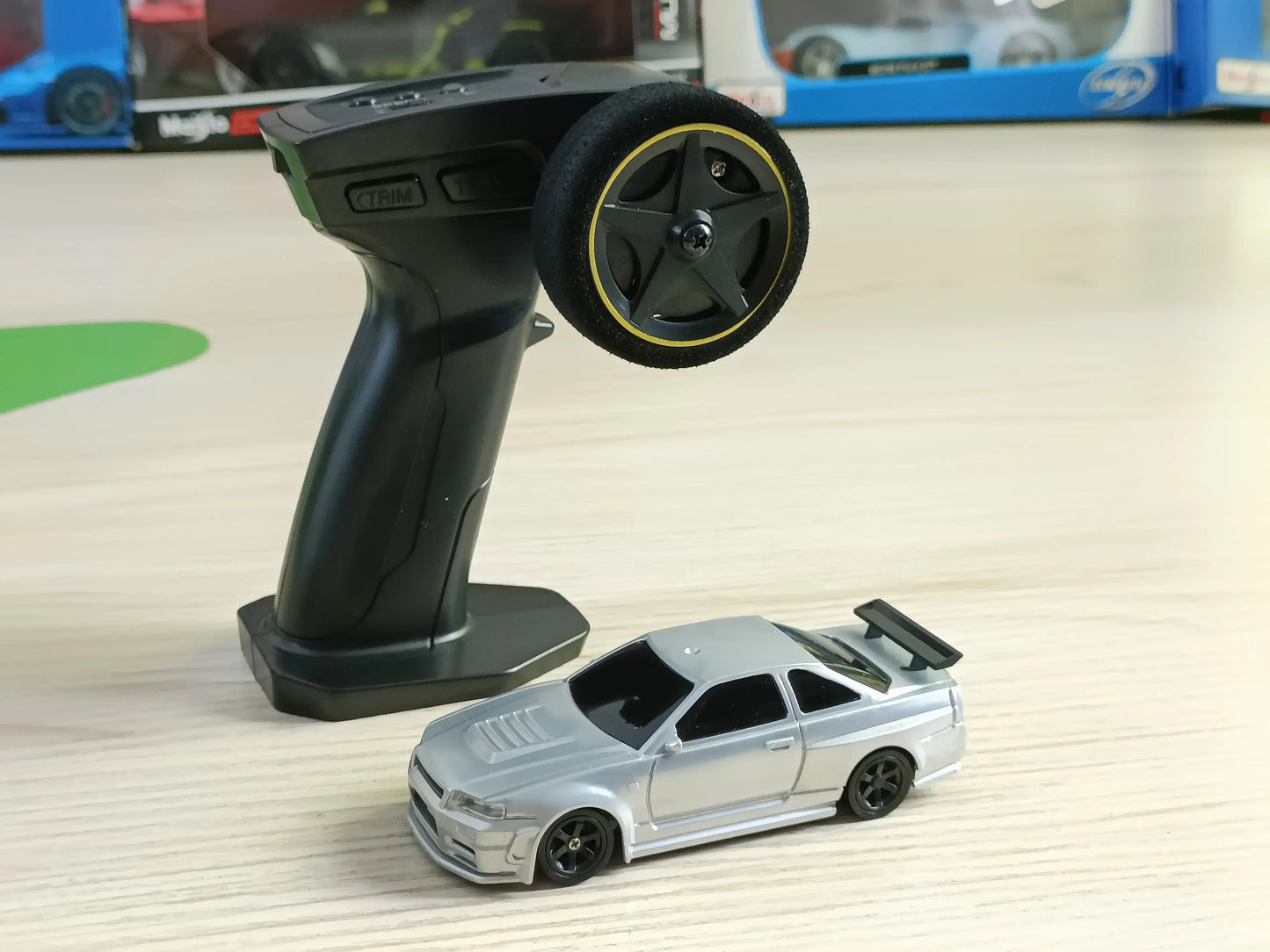 Nissan Skyline R34 GTR - Tokyo Xclusive™ Mini RC Drift Car 1:43 Scale